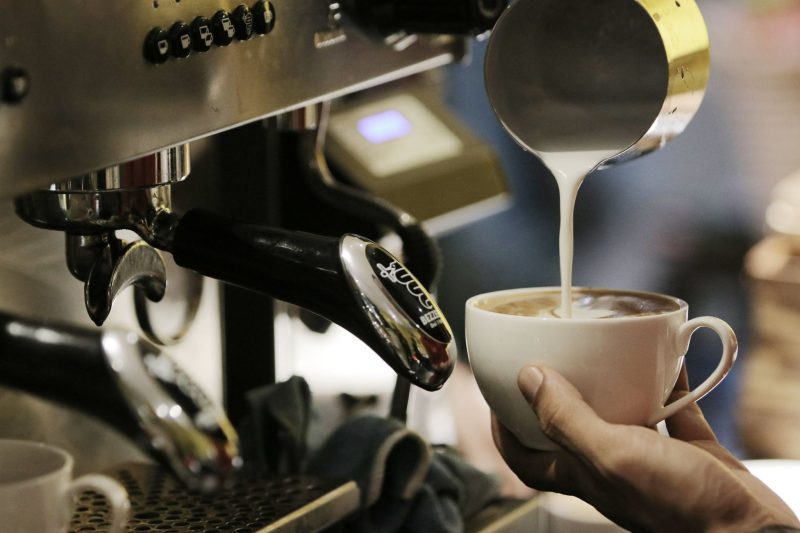 Kopi Masa Depan Sudah Datang: Review Kopi Hasil Fermentasi Presisi dengan Rasa Mirip Strawberry Shortcake & Champagne