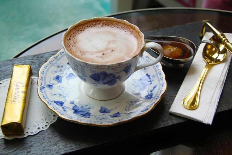 Minuman Adaptogenik: Bisakah "Smart Drink" Gantikan Kopi Pagi Kita di 2026?